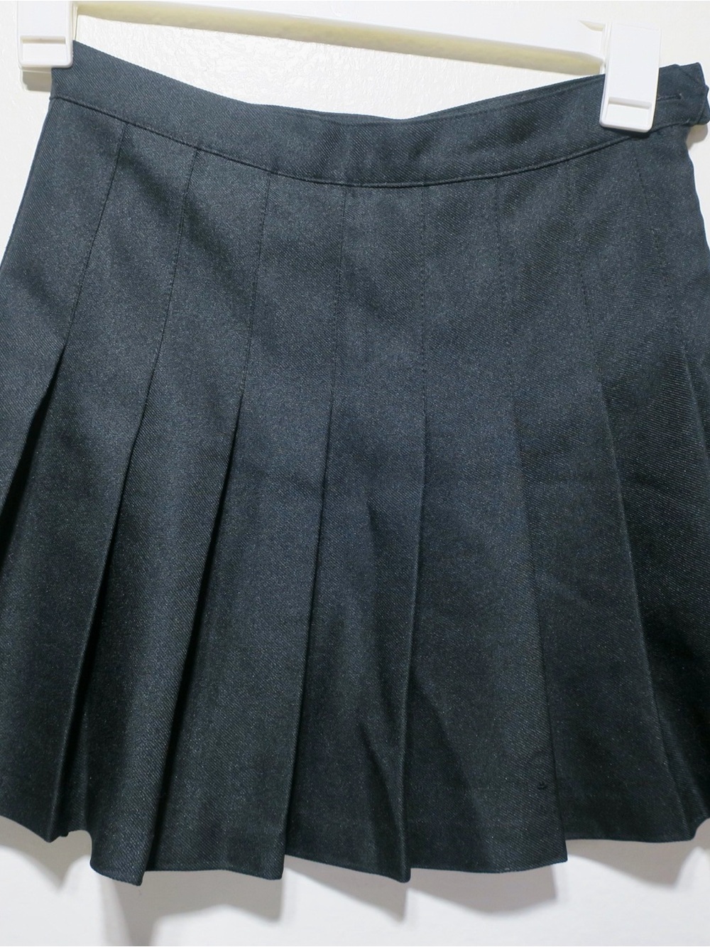 VINTAGE American Apparel Womens Black Pleated Mini Skirt Sz Medium